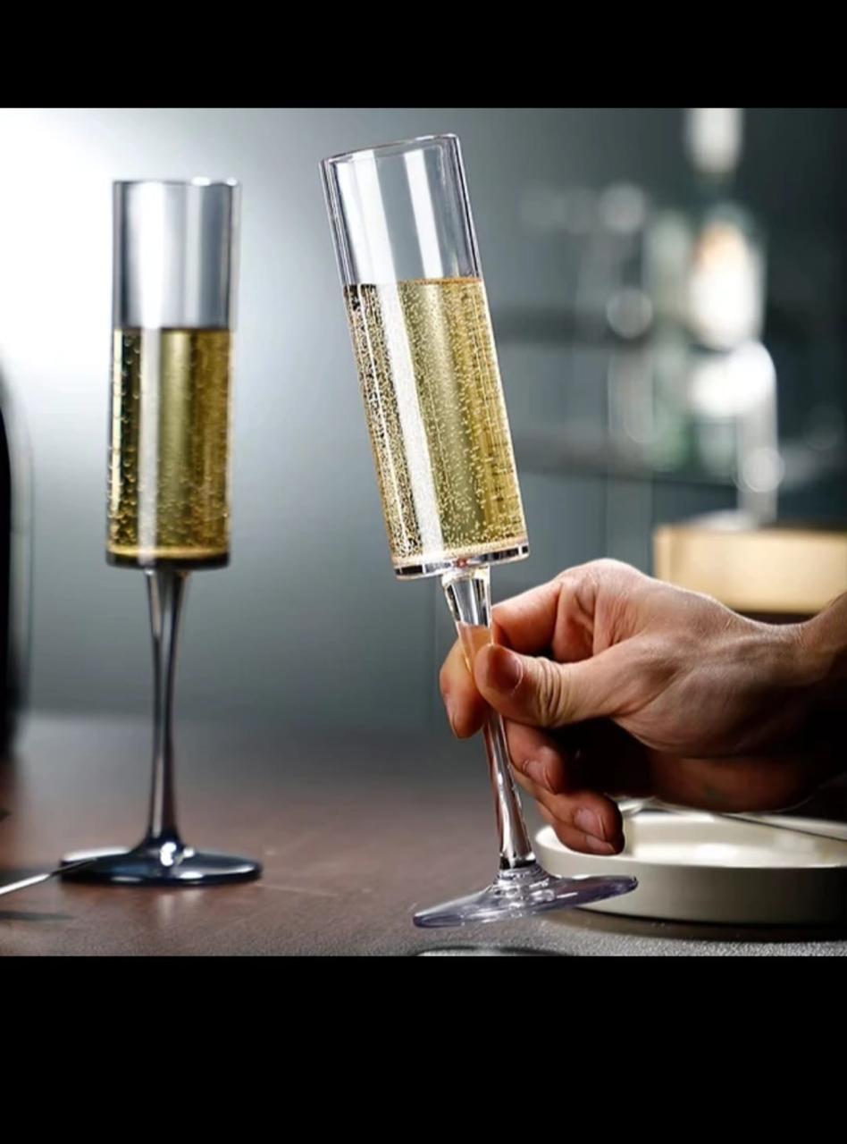 elegant1 Elegant Long-Stemmed Crystal Champagne Glass Flutes - Image 2