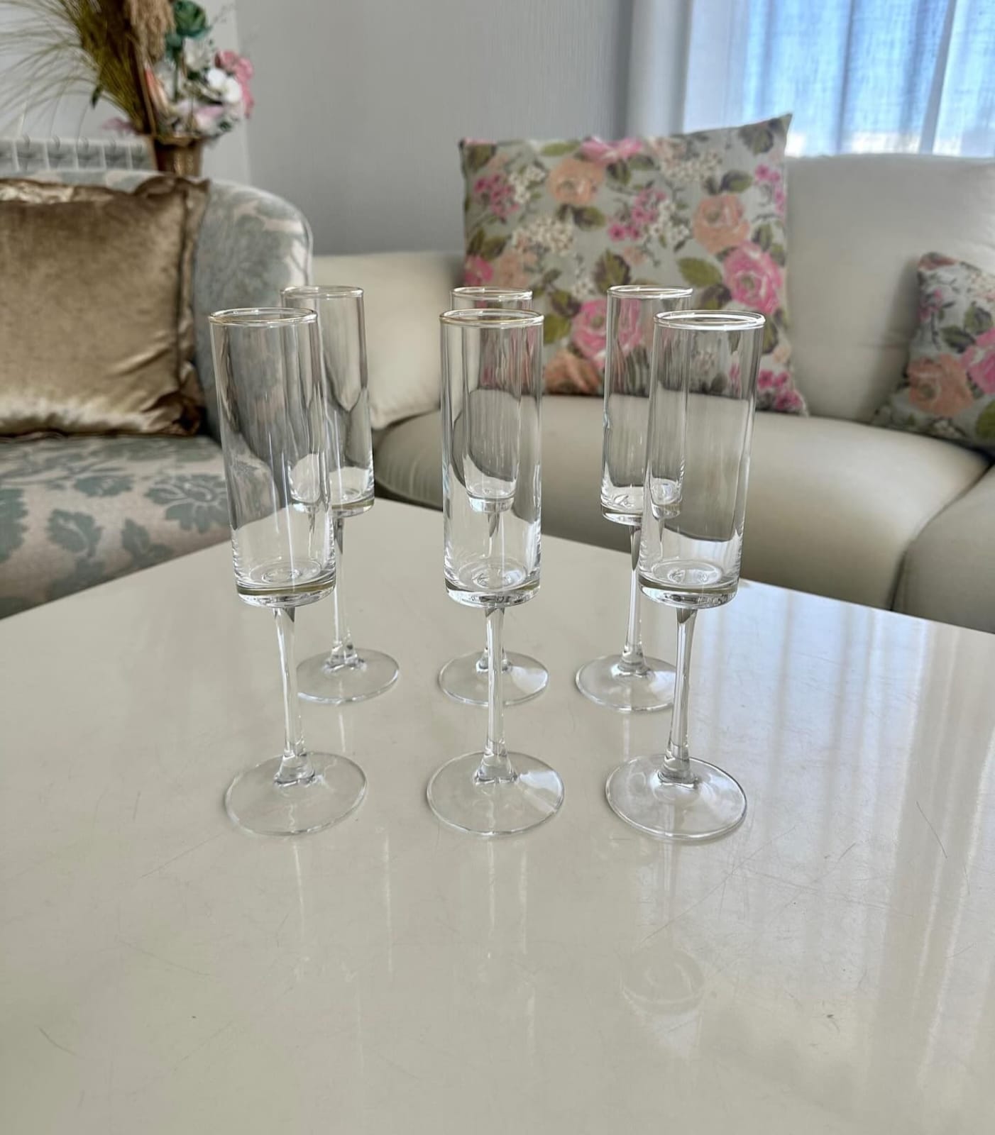 elegant2 Elegant Long-Stemmed Crystal Champagne Glass Flutes - Image 3