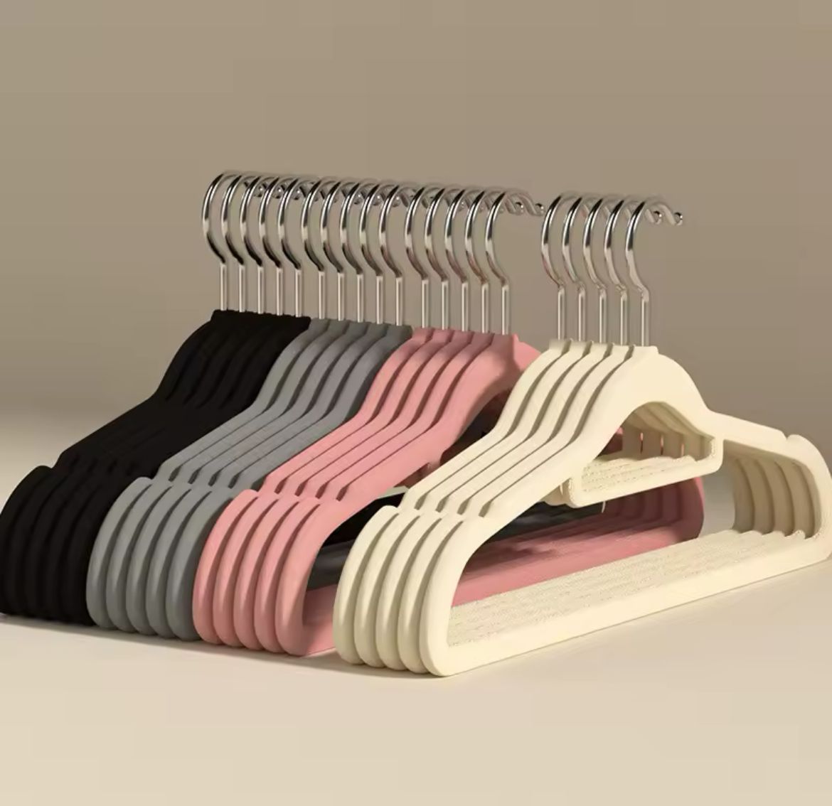 velvet 10pcs Velvet Non-Slip Hangers with Tie Bar - Image 1
