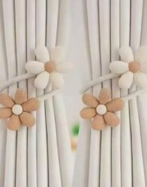 Daisy Flower Curtain Tieback