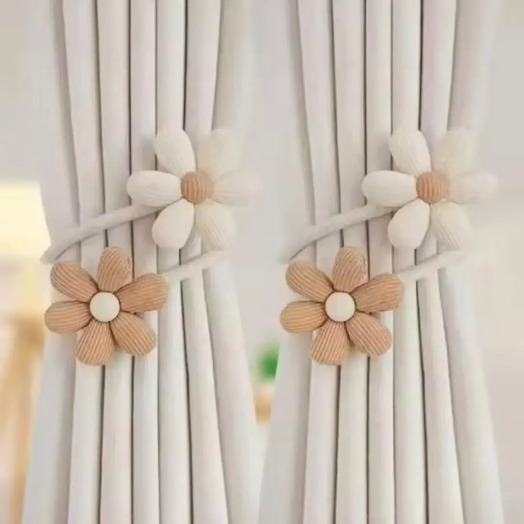 Daisy Flower Curtain Tieback Daisy Flower Curtain Tieback