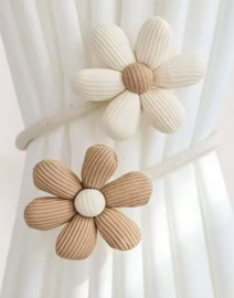 Daisy Flower Curtain Tieback